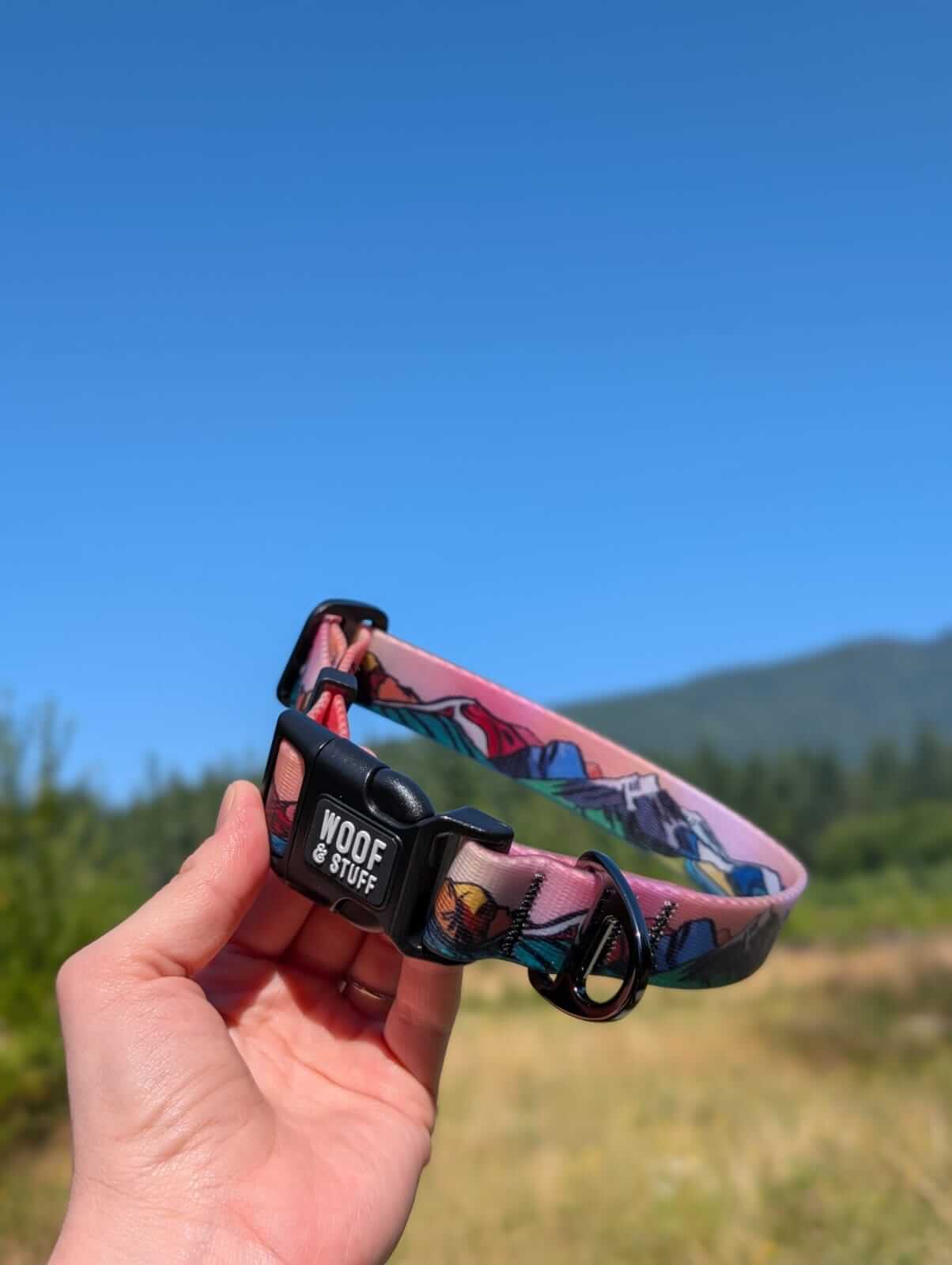Woof & Stuff Sunrise Peaks Waterproof Collar