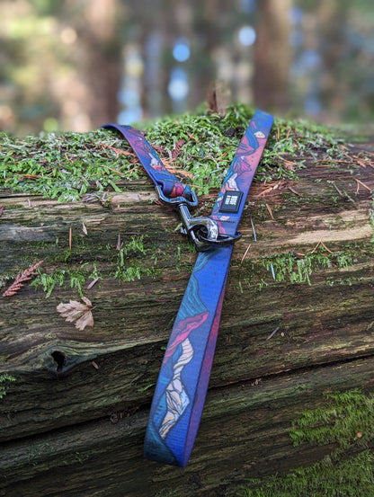 Woof & Stuff Midnight Sun Waterproof Leash