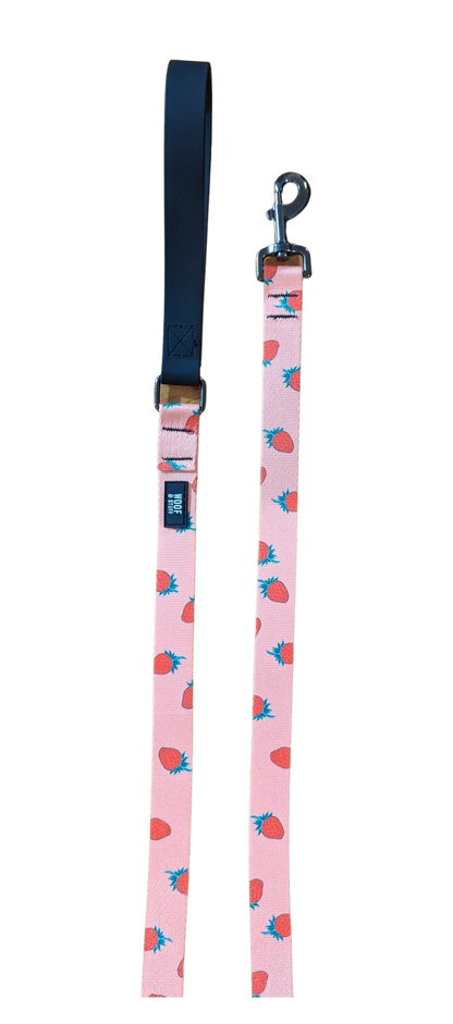 Woof & Stuff Strawberry Leash