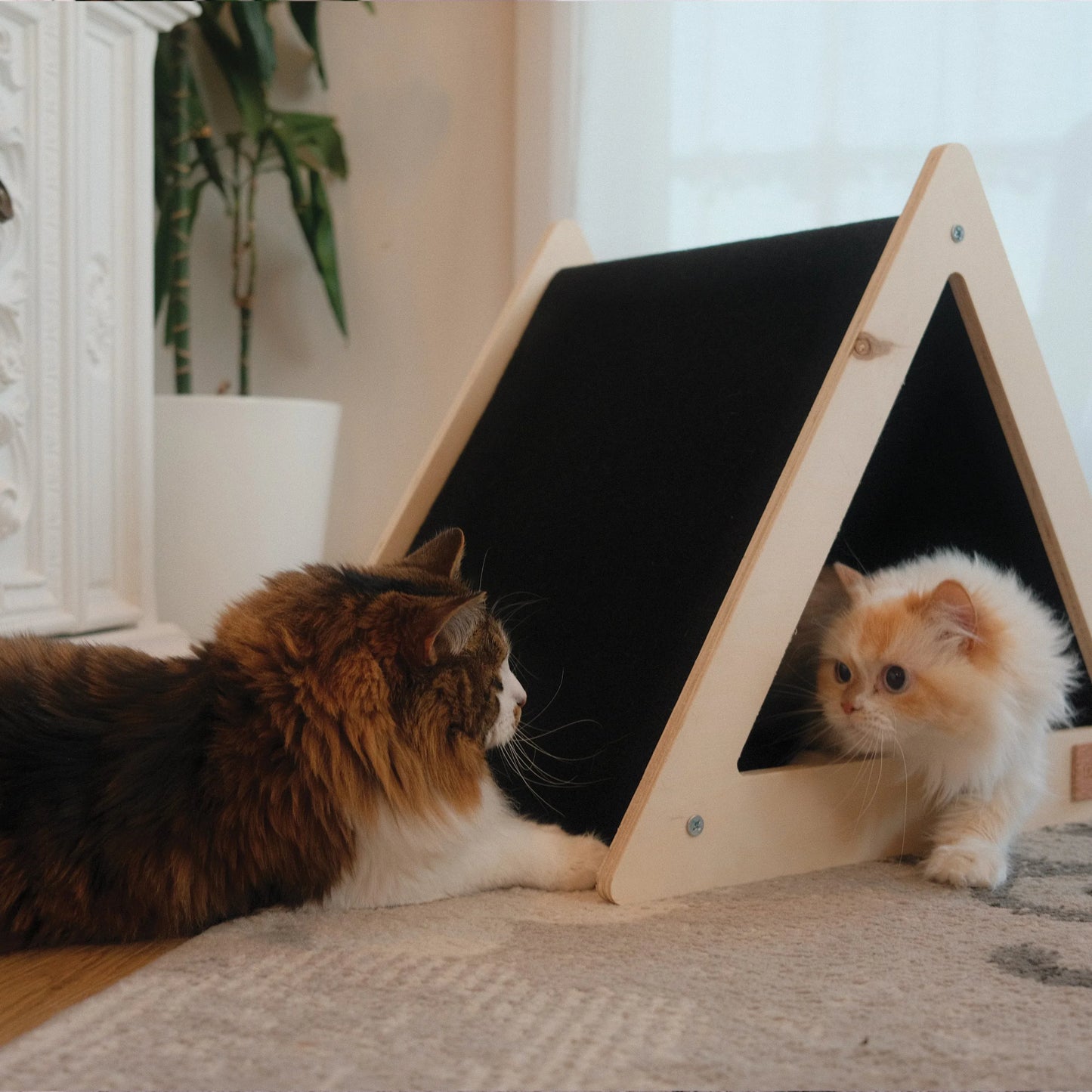 Noba Origin Scratchable Teepee Cat House