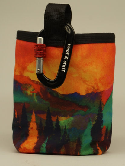 Woof & Stuff Happy Trails Treat Pouch