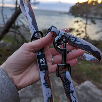 Woof & Stuff Wanderlust Waterproof Collar